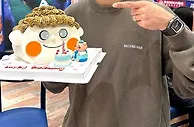 夺冠后心情好！韦世豪晒生日蛋糕庆祝自己28岁生日