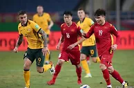 足球资讯：12强赛B组最新形势，越南被淘汰，国足最快5天后出局，日本仍第2