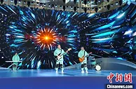 重庆市残疾人演员亮相冬残奥会延庆颁奖广场