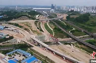 贵南高铁引入南宁枢纽工程桥梁架设结束 下月铺轨