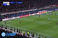 差一点点！半场结束前克亚尔头球中框