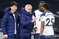 英足总杯：热刺击杀陆战队无悬念