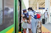 长三角铁路暑运发送旅客预计超1亿人次