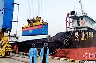 同心抗疫！广州中山港口开通“水上绿色通道”助援港物资发运