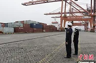 西部陆海新通道新添“万州港—东南亚”江铁海联运线路