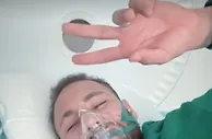 特殊疗法？内马尔晒照：口戴呼吸面罩，附文：恢复中