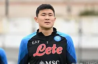 足球资讯：利物浦PK曼联热刺争前四？ 没戏！还是争金玟哉吧
