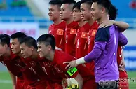 足球报：历史第四人！越南国脚将加盟奥超三冠王 球队是欧冠、欧联常客