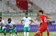出线有望？国足强硬踢法引韩国担忧，韩媒：该小心中国队