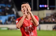 媒体人：当年恒大开出的条件让黄博文无法拒绝 他准备考A级教练证