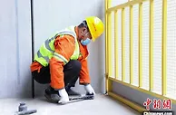 山东青岛：中国首座全预制装配式地铁站主体结构完成拼装