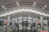 长沙地铁6号线开通运营 衔接“东西”拥有多项“最”头衔