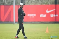 国足（世界第80）vs新西兰（105）历史战绩：中国队3胜5平4负