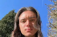 属于哈兰德的情侣头像：努涅斯在facebook上晒照????
