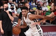 篮球资讯：NBA夏联最佳阵容公布，前5顺位仅杰伦格林入选，乐透区颜面扫地