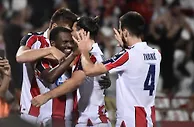 足球赛报：4-0！被超级黑马淘汰后，前欧冠冠军终于爆发，刷爆10年神迹