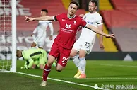 足球赛报：利物浦3-0追平榜首，若塔破门创队史纪录，菲尔米诺建功