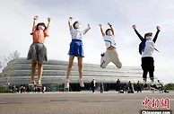 “冰丝带”7月9日起对外开放 可与“最快的冰”亲密接触