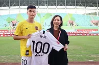 足球资讯：重磅！名记曝中甲球队欠薪10个月，武汉三镇等球队有望增加5分