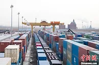 满洲里口岸进出境中欧班列同比增长18%