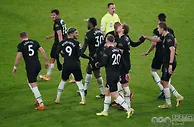 足球赛报：3-2！莫耶斯疯狂逆袭，一战超越3大英超豪门，创126年神迹