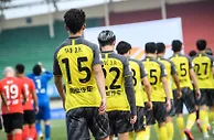 足球资讯：从顶薪1.1亿狂降到60万 广州队为何走向另一极?
