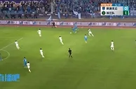 杨明洋边路传中，卡斯蒂略俯冲轰炸扳平比分