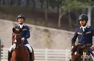 999资讯：中国历史首次父子同战奥运！马术爷俩：你我谁赢，都是中国赢