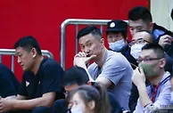 篮球资讯：央视直播，杜锋愁眉苦脸，威姆斯要一对三，广东宏远王朝恐难成