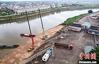 广西东兴边民互市贸易区码头时隔875天重新开放