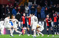 足球赛报：意甲：AC米兰3-0热那亚终止2连败，伊布任意球破门，梅西亚斯双响