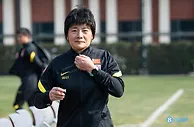 水庆霞：中国女足表现有进步 通过两场欧洲热身赛要正视差距