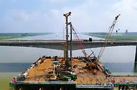 G36宁洛高速跨淮河特大桥主墩首桩顺利开钻