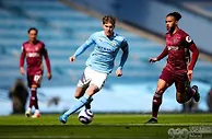足球赛报：1-2！91分钟惨遭绝杀！英超领头羊爆大冷，创下3大尴尬纪录