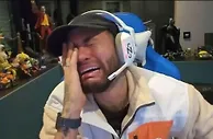又哭又笑????内马尔参与自己代言的扑克游戏，在线演绎输掉100万