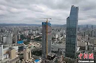 香港地产在昆明投资249米建筑封顶