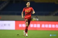 鲍亚雄、崔麟、张威加盟上海申花，常飞亚加盟天津津门虎