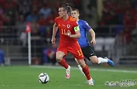 足球报：欧国联迎焦点大战-世界第二对莱万 贝尔轻松战荷兰 俩失意队出战