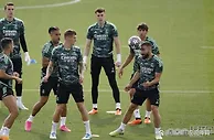 皇马对曼城欧冠前瞻：曼城更均衡，皇马边锋优势明显？但曼城赢？