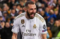 足球资讯：梅西退出！CR7携2法宝沉默抗争盼上演9年前一幕，本泽马，你颤抖了吗？