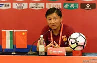 足球赛报：第91分钟被绝杀！国青连中乙倒数第二都踢不过，2粒丢球集体看戏