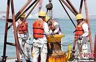 大连湾海底隧道E16管节安装成功 海底隧道全幅贯通进入倒计时