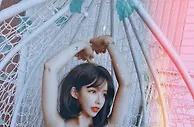 足球花边：長髮妖豔妹子禹霏 水蛇曲線呈現完美S型精緻五官散發滿滿女友感