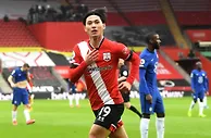 足球赛报：日本球星又进球了！切尔西1-1平南安普敦 图赫尔上任至今不败