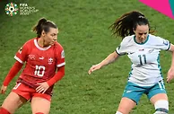 世界杯16强诞生5席！东道主耻辱出局 球员泪洒赛场 中国女足拼了