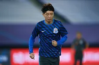 杨旭谈退役：最初计划是踢完合同，但俱乐部和我聊了未来的计划