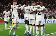 欧冠：皇马3-0布拉加，4连胜提前出线，罗德里戈+维尼修斯均传射