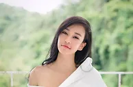 太性感了吧！云南女神母其弥雅，这身材着实顶不住！