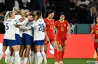 国足进入死亡小组！对阵3大亚洲强敌，2-1,1-0曾爆冷，冲巴黎奥运