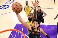 4日NBA前瞻：詹姆斯有望双杀奇才 杜兰特率太阳冲击西部第7